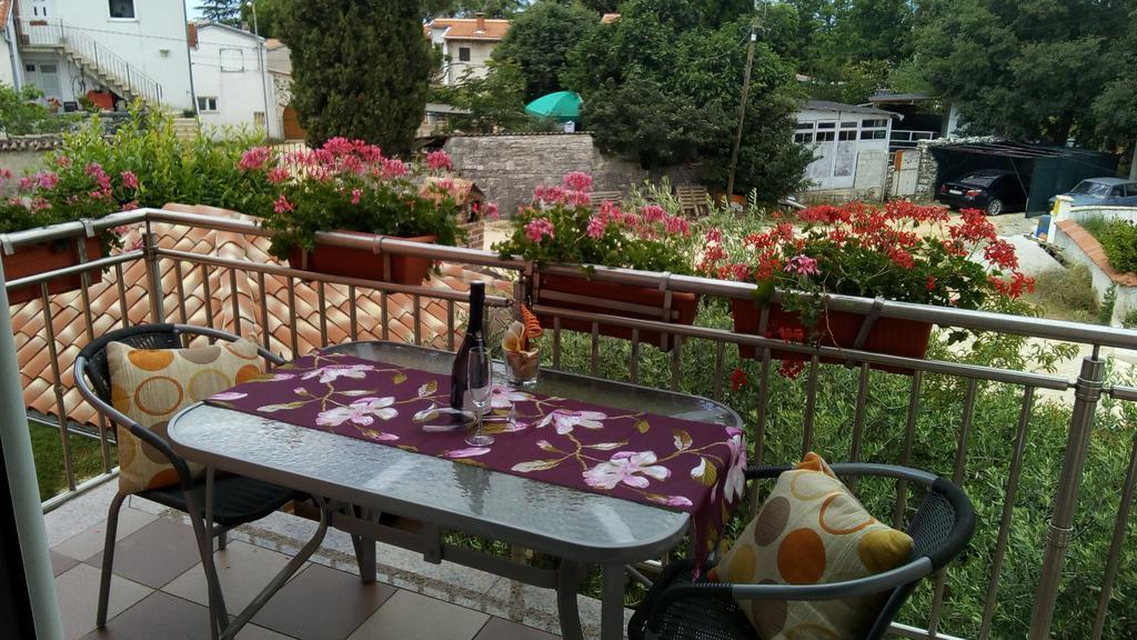 Apartments Katarina Пореч Экстерьер фото